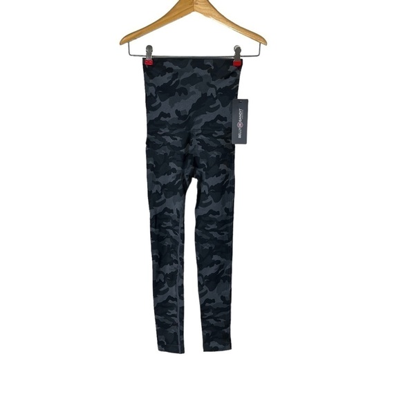 BELLY BANDIT Mother Tucker Postpartum Shapewear Leggings in Black Camo - Picture 2 of 7